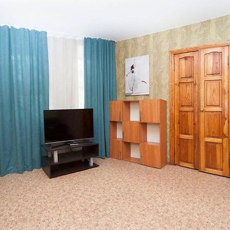 Apartments On Yavornitsky Av. นิปโปร ภายนอก รูปภาพ