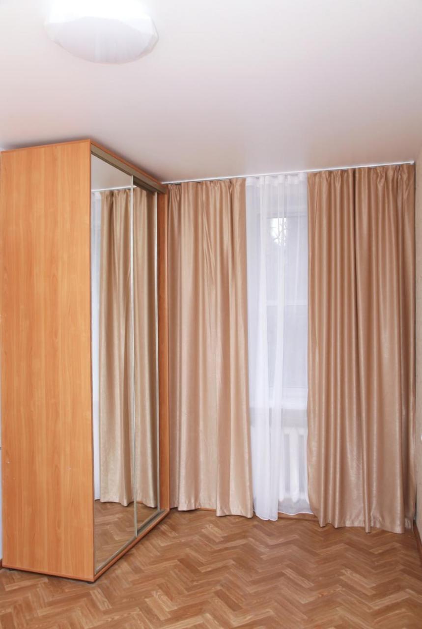 Apartments On Yavornitsky Av. นิปโปร ภายนอก รูปภาพ